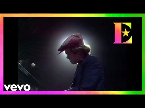 Youtube: Elton John - Song For Guy