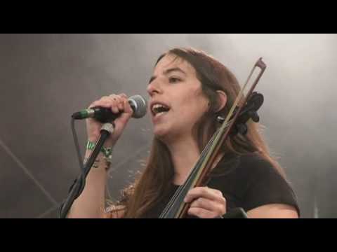Youtube: Eluveitie - Slania's Song Live at Summerbreeze 2008(Pro-Shot)