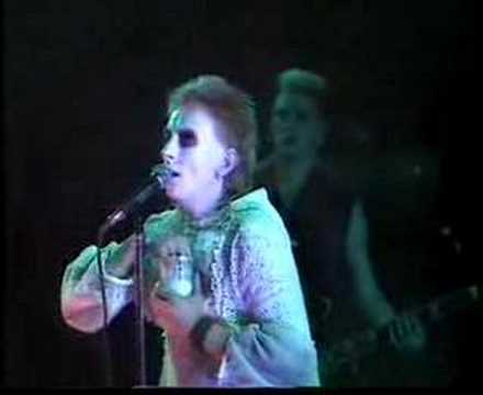 Youtube: VIRGIN PRUNES - DECLINE AND FALL