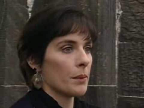 Youtube: Enya - Na Laetha Geal m'Oige