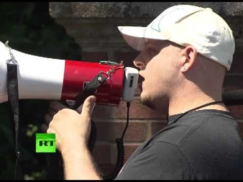 Youtube: Occupy Bilderberg face off with the secret society