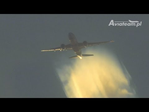 Youtube: FedEx B777 Rainbow Contrail