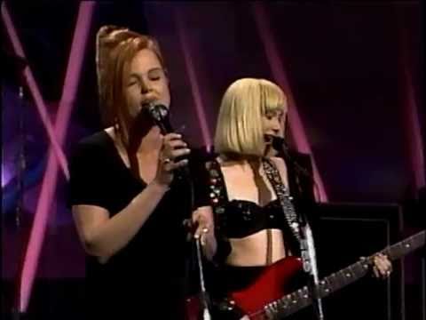 Youtube: Go-Go's - Vacation (Live '90)