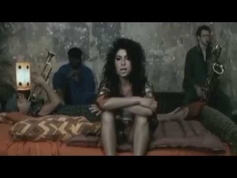 Youtube: Mamma Marehab-Ricchi e poveri Vs Amy Winehouse Vs Rozalla Vs Boney M-Paolo Monti MEGAmashup 2014