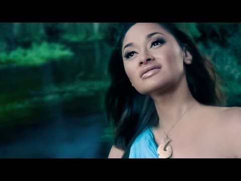 Youtube: Maisey Rika - Tangaroa Whakamautai