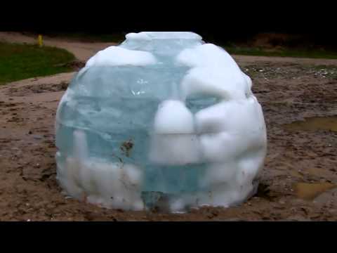 Youtube: 2 metrová ledová koule 3