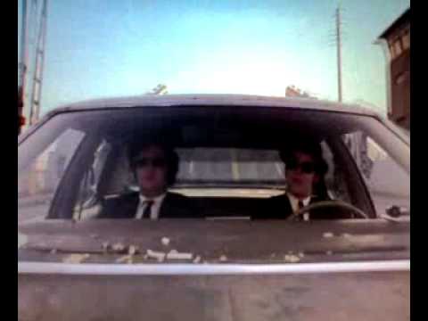 Youtube: The Blues Brothers - the bluesmobile