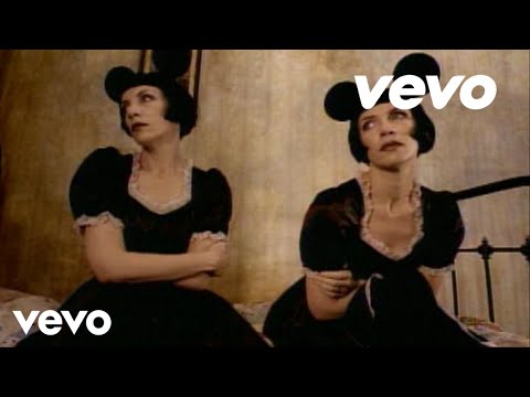 Youtube: Annie Lennox - Waiting In Vain (Official Video)