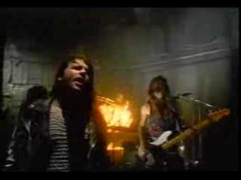 Youtube: Iron maiden - wasting love(clip)