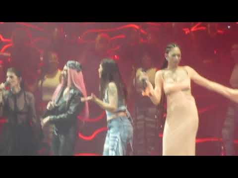 Youtube: Elisa ft Elodie, Giorgia e Roshelle - Luglio @ Heroes Festival 2022 Verona