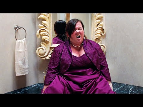 Youtube: Melissa McCarthy hatte die SCHLIMMSTE Lebensmittelvergiftung | Brautalarm | German Deutsch Clip