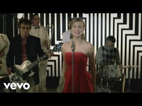 Youtube: Hooverphonic - The World Is Mine