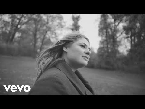 Youtube: Alina - Die Einzige (Official Video)