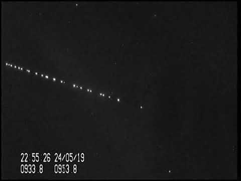 Youtube: SpaceX Starlink Satellites Spotted Over Netherlands