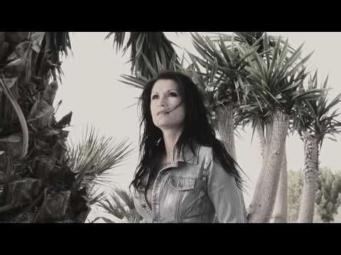 Youtube: Antonia aus Tirol - Der Raum des Schweigens (The Sound of Silence) - (Official Video)