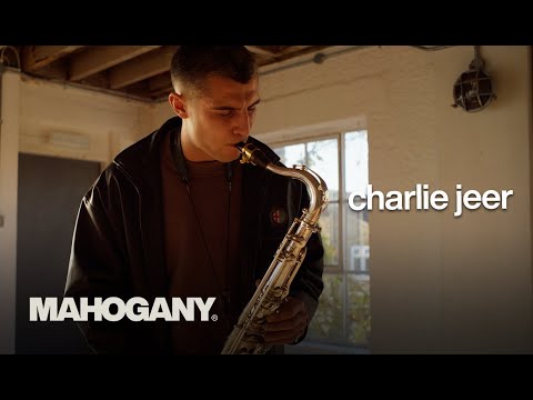 Youtube: Charlie Jeer performs Mona Lisa for Mahogany Sessions