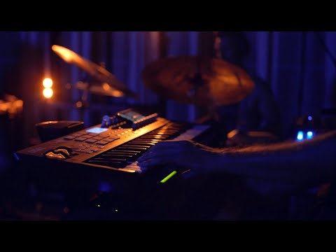 Youtube: Nicolay/The Hot At Nights - Now The Coast Is Clear (Warehouse live session)