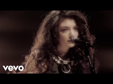 Youtube: Lorde - Royals - Stripped (VEVO LIFT)