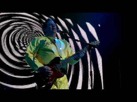 Youtube: Devo - Secret Agent Man - House of Blues Atlantic City, NJ 12/16/2011