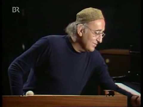 Youtube: Friedrich Gulda spielt Bach