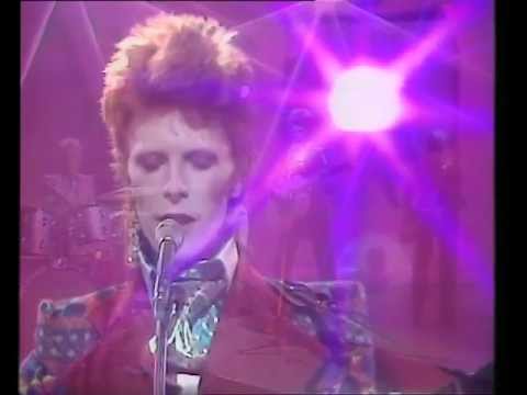Youtube: David Bowie - Drive-In Saturday