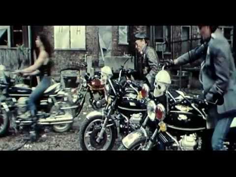 Youtube: The Riffs - Die Gewalt sind wir! (Deutscher Trailer, 1982)