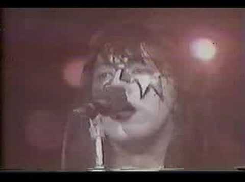 Youtube: Kiss - Ace Frehley - New York Groove (Live 1979)