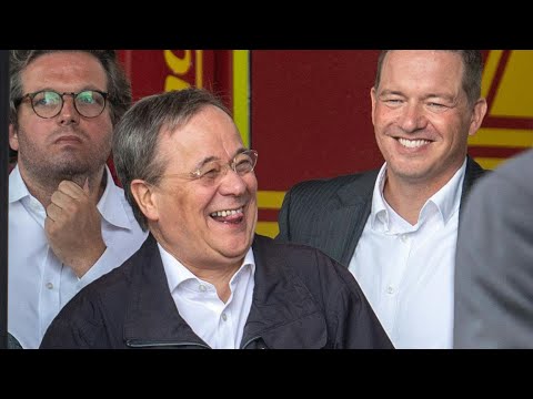 Youtube: Laschet lachte im Flutgebiet über Scherze wegen Steinmeier | AFP