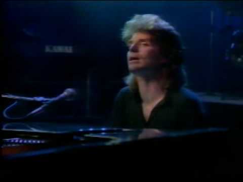 Youtube: Richard Marx-Right here waiting for you