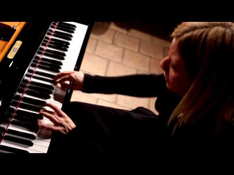 Youtube: Prokofiev "War" Sonata #7 Valentina Lisitsa Precipitato 3rd Mov. Finale