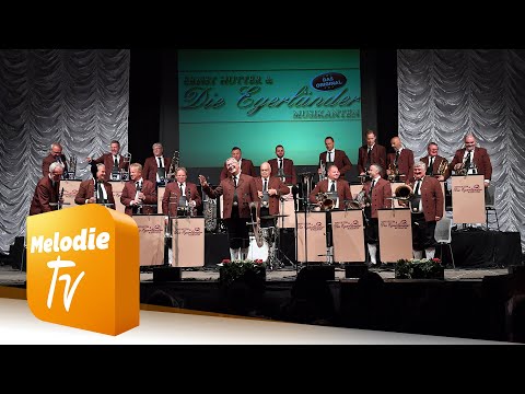 Youtube: Ernst Hutter & die Egerländer Musikanten - Auf der Vogelwiese (Offizielles Musikvideo)