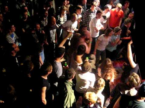Youtube: FUCKED UP - OTHER SHOE - BERLIN 16/05/2011
