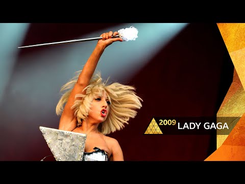 Youtube: Lady Gaga - Poker Face (with crazy long intro) (Glastonbury 2009)