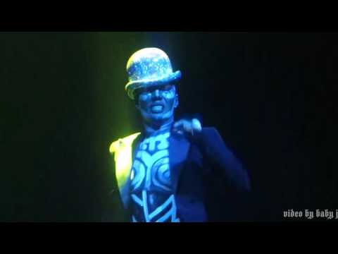 Youtube: Grace Jones-LOVE IS THE DRUG [Roxy Music]-Live @ Fox Oakland Theatre, September 26, 2015-Bryan Ferry