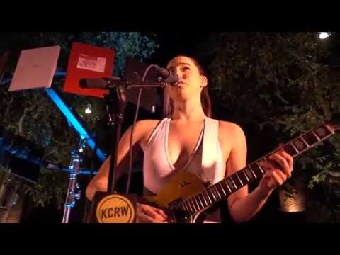 Youtube: Sofi Tukker - Drinkee LIVE HD (2016) KCRW Summer Nights Concert Series