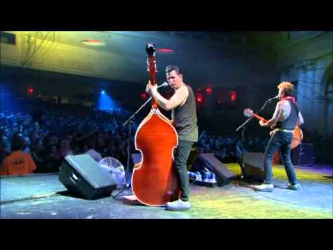Youtube: Stray Cats - Rock this town LIVE