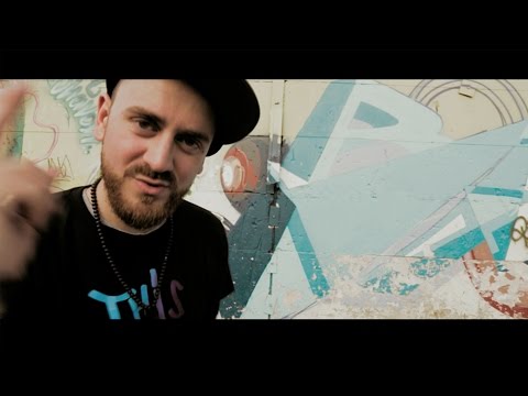 Youtube: Simon Grohé - Naiv (Offizielles Musikvideo)