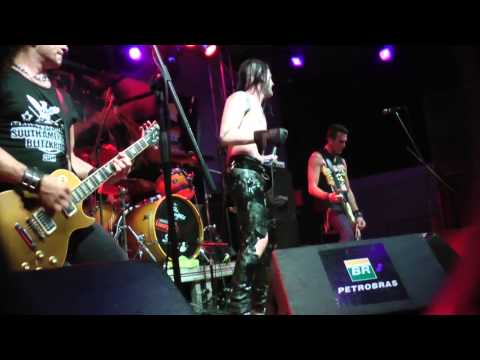 Youtube: Festival Dosol Classic (2010): Marky Ramones Blitzkrieg (Full Show)