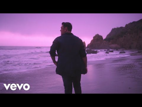 Youtube: Tiziano Ferro - Destinazione Mare (Official Video)