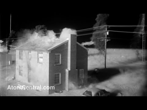 Youtube: Teapot Apple 2 Cue houses atomic bomb effects
