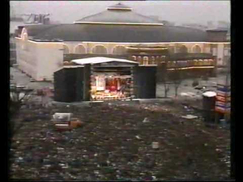 Youtube: Die Toten Hosen - Sascha (Live 12.1992 Frankfurt - Rock Gegen Rechts)