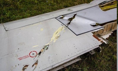 MH17 Schusse Tragflaeche