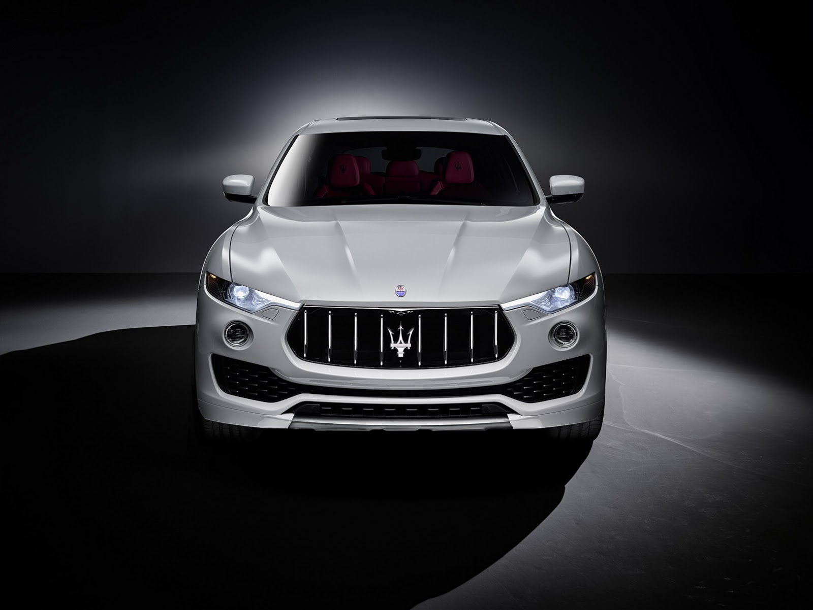 2016 Maserati Levante suv 2