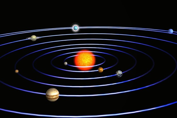Sonnensystem-mit-der-Sonne-im-Mittelpunk