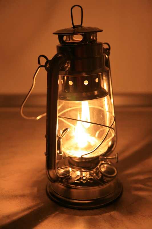 20071130 petroleumlampe