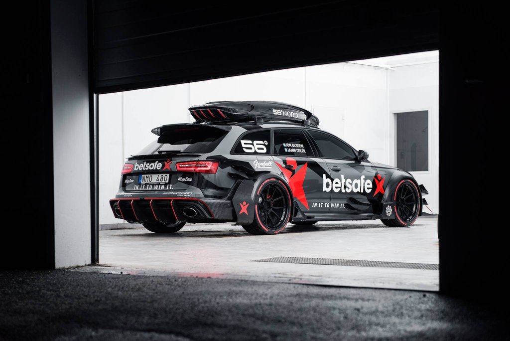 2015 Audi RS6 DTM-FEVER JonOlsson 3