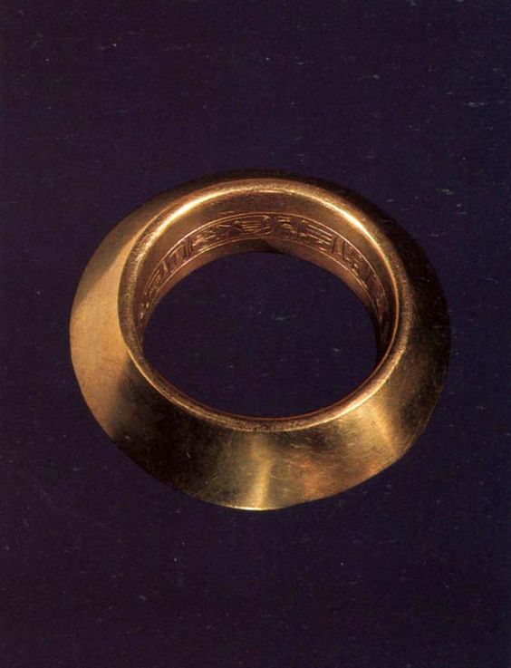 Psusennes I - gold bracelet - 1.8kg